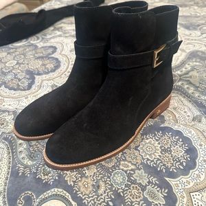 Tory Burch Brooke boots size 9. Black suede
